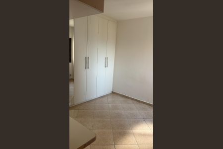 Apartamento para alugar com 70m², 2 quartos e 1 vagaQuarto