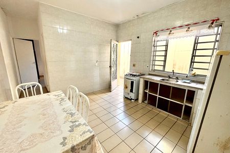 Cozinha de casa à venda com 3 quartos, 90m² em Vila Londrina, São Paulo