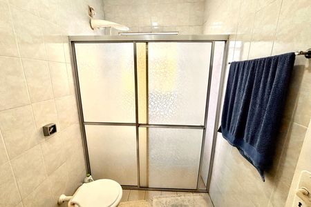 Banheiro de casa à venda com 3 quartos, 90m² em Vila Londrina, São Paulo