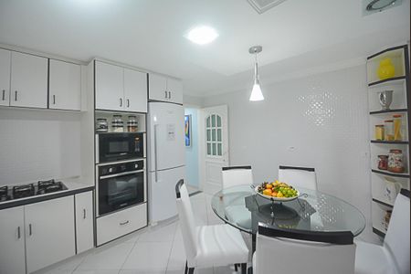 Casa para alugar com 158m², 3 quartos e 3 vagasCozinha