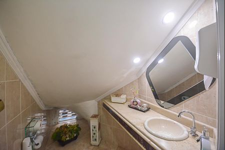 Casa para alugar com 158m², 3 quartos e 3 vagasLavabo