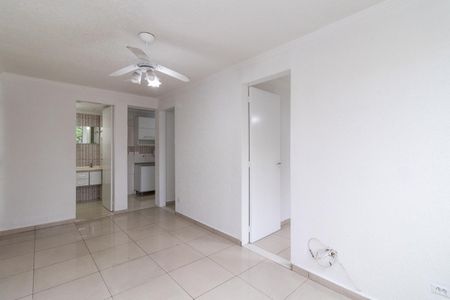 Sala de apartamento para alugar com 2 quartos, 50m² em Vila Silvia, São Paulo