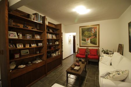 Sala de casa à venda com 3 quartos, 340m² em Jacarepaguá, Rio de Janeiro