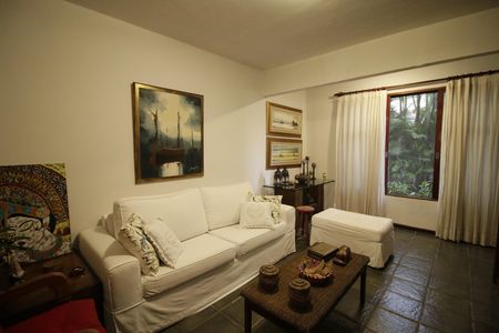 Sala de casa à venda com 3 quartos, 340m² em Jacarepaguá, Rio de Janeiro