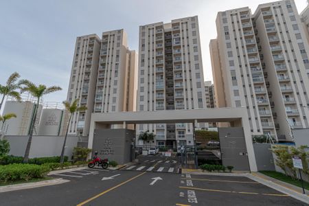 Apartamento para alugar com 57m², 2 quartos e 1 vaga Apartamento para alugar com 57m², 2 quartos e 1 vagaFachada e Portaria