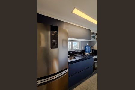 Cozinha de apartamento à venda com 2 quartos, 48m² em Vila Bertioga, São Paulo