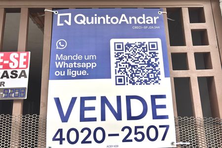 Casa à venda com 120m², 3 quartos e 1 vaga Casa à venda com 120m², 3 quartos e 1 vagaFachada
