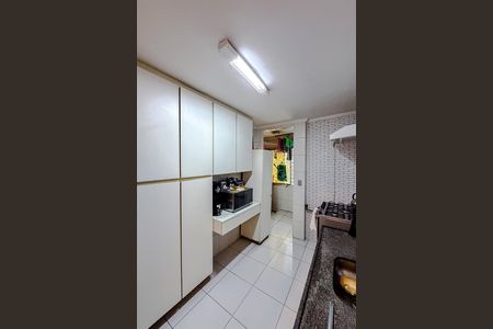Apartamento à venda com 80m², 2 quartos e 1 vaga Apartamento à venda com 80m², 2 quartos e 1 vagaCozinha e Área de Serviço