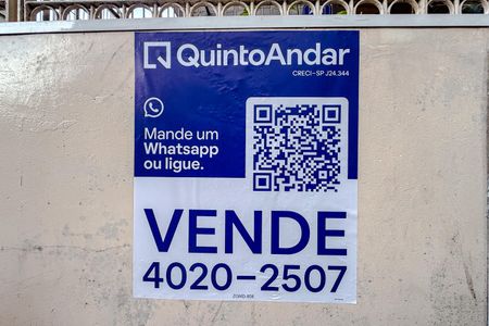 Apartamento à venda com 80m², 2 quartos e 1 vaga Apartamento à venda com 80m², 2 quartos e 1 vagaPlaquinha