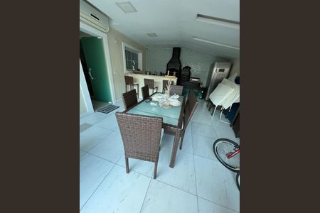Casa à venda com 4 quartos, 260m² em Recreio dos Bandeirantes, Rio de Janeiro