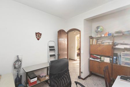 Casa à venda com 300m², 7 quartos e 5 vagas Casa à venda com 300m², 7 quartos e 5 vagasQuarto 1