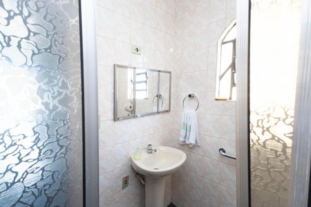 Casa à venda com 300m², 7 quartos e 5 vagas Casa à venda com 300m², 7 quartos e 5 vagasBanheiro da Suíte 1