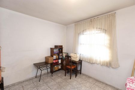 Casa à venda com 300m², 7 quartos e 5 vagas Casa à venda com 300m², 7 quartos e 5 vagasQuarto 4