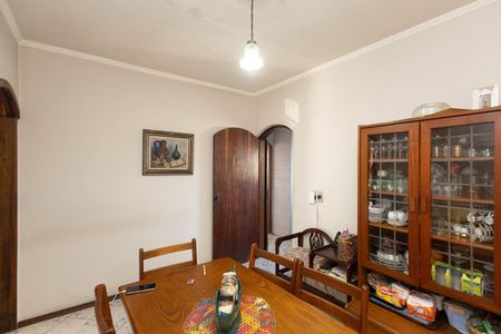 Casa à venda com 300m², 7 quartos e 5 vagas Casa à venda com 300m², 7 quartos e 5 vagasSala de Jantar