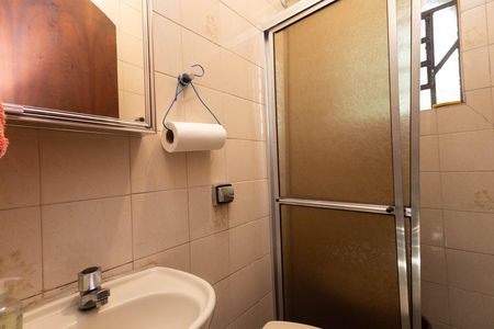 Casa à venda com 300m², 7 quartos e 5 vagas Casa à venda com 300m², 7 quartos e 5 vagasBanheiro 1