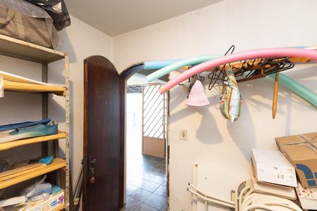 Casa à venda com 300m², 7 quartos e 5 vagas Casa à venda com 300m², 7 quartos e 5 vagasQuarto 7