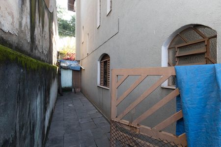 Casa à venda com 300m², 7 quartos e 5 vagas Casa à venda com 300m², 7 quartos e 5 vagasQuintal