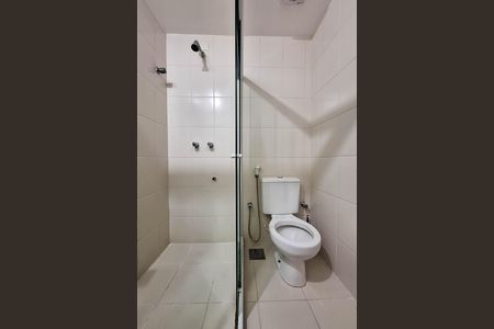 Apartamento para alugar com 175m², 3 quartos e 2 vagasBanheiro da Suíte 1
