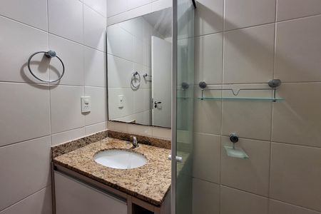 Apartamento para alugar com 175m², 3 quartos e 2 vagasBanheiro da Suíte 1