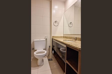 Apartamento para alugar com 175m², 3 quartos e 2 vagasBanheiro Social