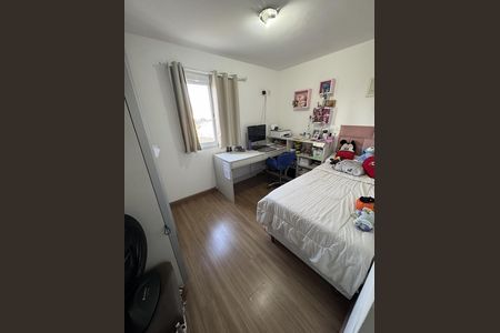 Apartamento à venda com 75m², 3 quartos e 2 vagasQuarto