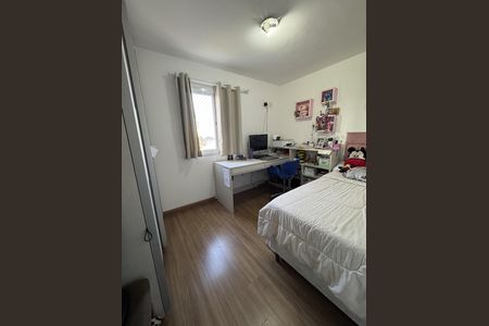 Apartamento à venda com 75m², 3 quartos e 2 vagasQuarto