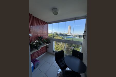 Apartamento à venda com 75m², 3 quartos e 2 vagasVaranda