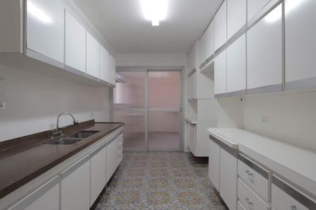 Apartamento para alugar com 240m², 3 quartos e 2 vagasFoto 06