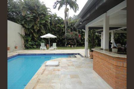 Casa de condomínio à venda com 654m², 4 quartos e 6 vagas Casa de condomínio à venda com 654m², 4 quartos e 6 vagasFoto 28