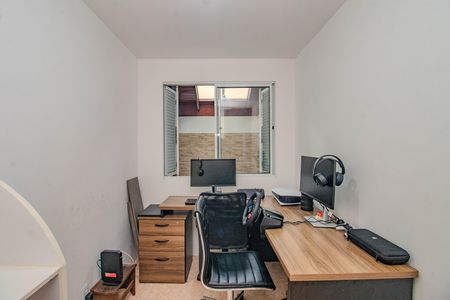 Quarto 1 de casa de condomínio à venda com 3 quartos, 72m² em Sarandi, Porto Alegre
