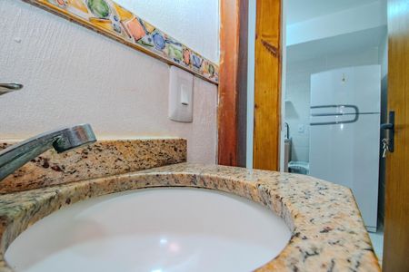 Casa de condomínio à venda com 72m², 3 quartos e 1 vagaLavabo
