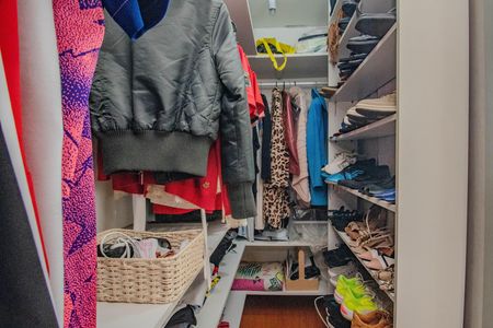 Casa de condomínio à venda com 72m², 3 quartos e 1 vagaSuíte Americana - Closet