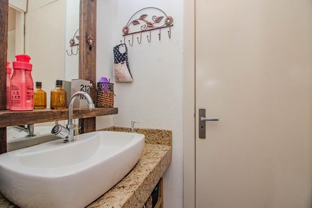 Casa de condomínio à venda com 72m², 3 quartos e 1 vagaBanheiro da Suíte Americana / Corredor
