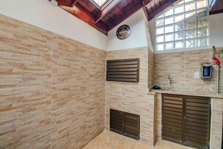 Casa de condomínio à venda com 72m², 3 quartos e 1 vagaÁrea de Serviço/ Espaço Gourmet