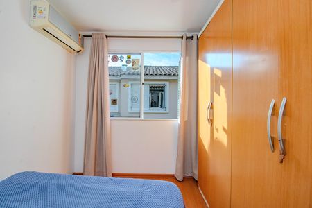 Quarto 2 de casa de condomínio à venda com 3 quartos, 72m² em Sarandi, Porto Alegre