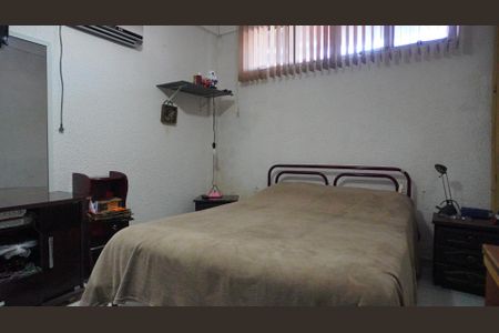Casa à venda com 207m², 4 quartos e 1 vagaQuarto 2