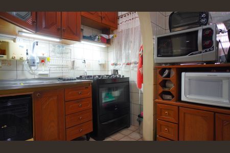 Cozinha  de casa à venda com 4 quartos, 207m² em Costa E Silva, Porto Alegre