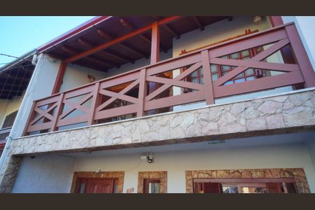 Casa à venda com 207m², 4 quartos e 1 vagaFachada