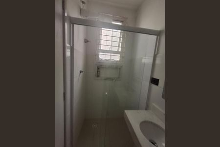 Banheiro de apartamento para alugar com 1 quarto, 23m² em Brás, São Paulo