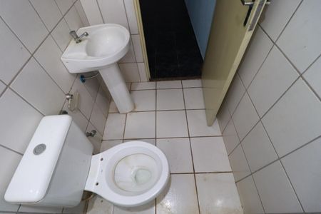 Apartamento para alugar com 70m², 2 quartos e sem vagaBanheiro suite 
