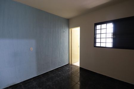 Apartamento para alugar com 70m², 2 quartos e sem vagaSuite 