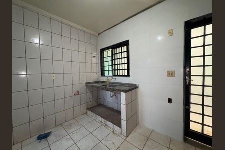Cozinha de apartamento para alugar com 2 quartos, 70m² em Vila Tiberio, Ribeirão Preto