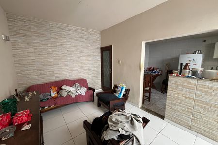 Apartamento à venda com 70m², 2 quartos e 1 vaga Apartamento à venda com 70m², 2 quartos e 1 vagaSala