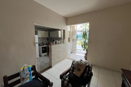 Apartamento à venda com 70m², 2 quartos e 1 vaga Apartamento à venda com 70m², 2 quartos e 1 vagaSala