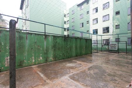 Área comum - Quadra de apartamento para alugar com 2 quartos, 51m² em Conjunto Habitacional Barro Branco Ii, São Paulo