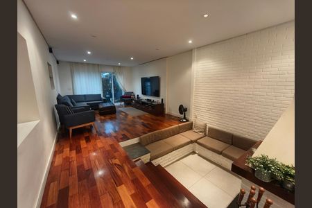 Sala de casa à venda com 4 quartos, 258m² em Lapa, São Paulo