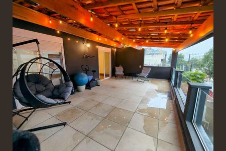 Varanda de casa à venda com 4 quartos, 258m² em Lapa, São Paulo