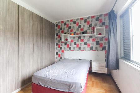 Casa à venda com 365m², 4 quartos e 3 vagas Casa à venda com 365m², 4 quartos e 3 vagasQuarto 3