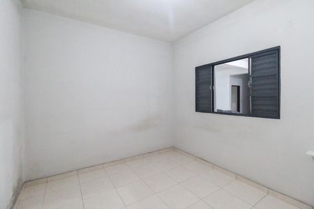Casa à venda com 365m², 4 quartos e 3 vagas Casa à venda com 365m², 4 quartos e 3 vagasQuarto Casa 2
