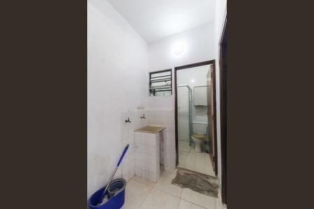 Casa à venda com 365m², 4 quartos e 3 vagas Casa à venda com 365m², 4 quartos e 3 vagasCozinha Casa 2